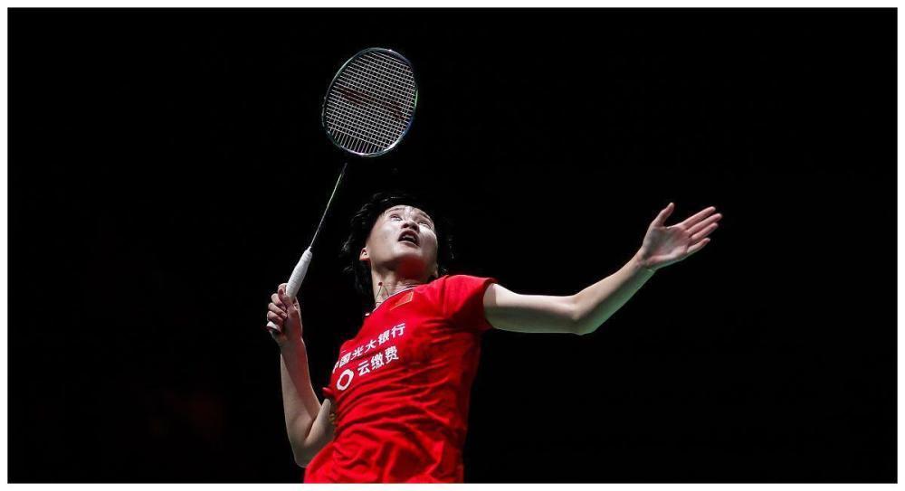 有助于吸引 有助于吸引