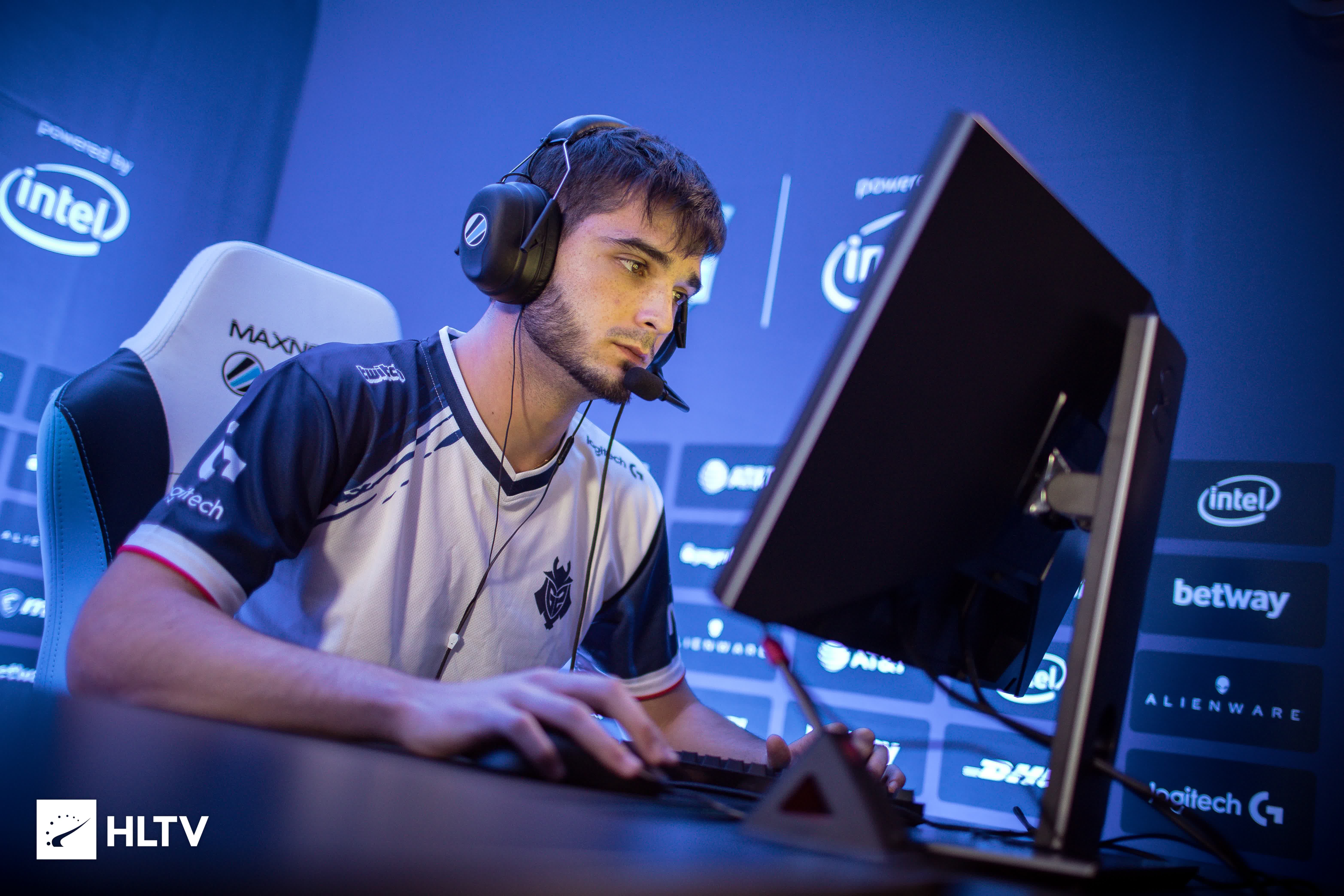 依旧成谜 依旧成谜