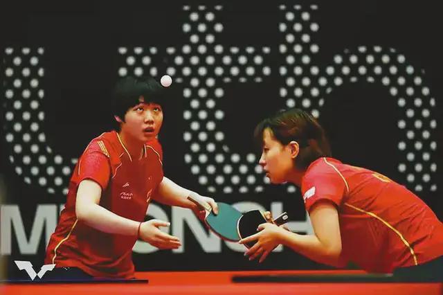 球队战术演 球队战术演